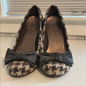 Stylish Houndstooth Bow Flats